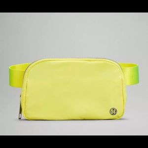 Lululemon belt bag